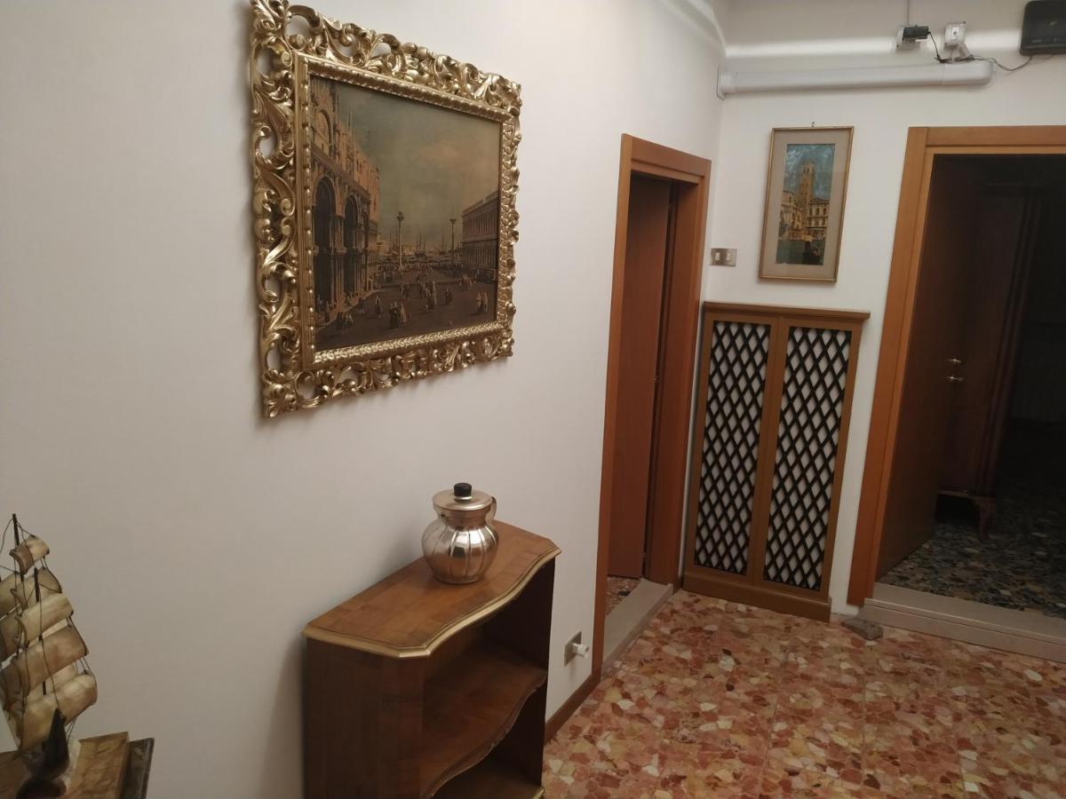Guizzo Apartment Venezia Exteriör bild